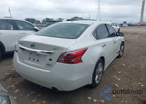 2013 Nissan Altima 2.5 Sv z USA, uszkodzony, nr VIN 1N4AL3AP3DC198673